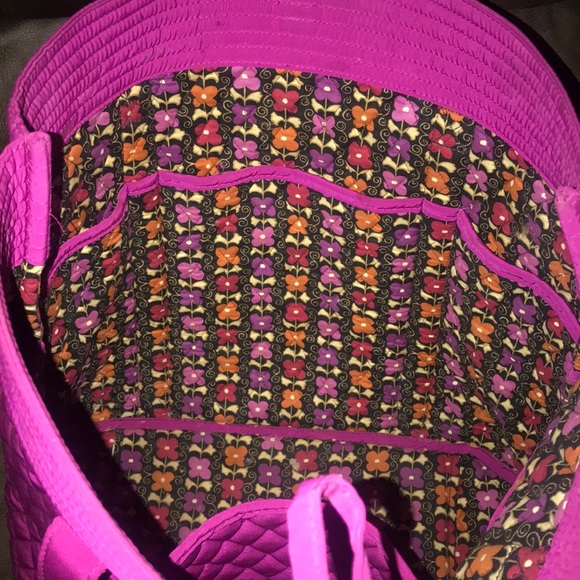 Large Vera Bradley tote - Picture 2 of 4